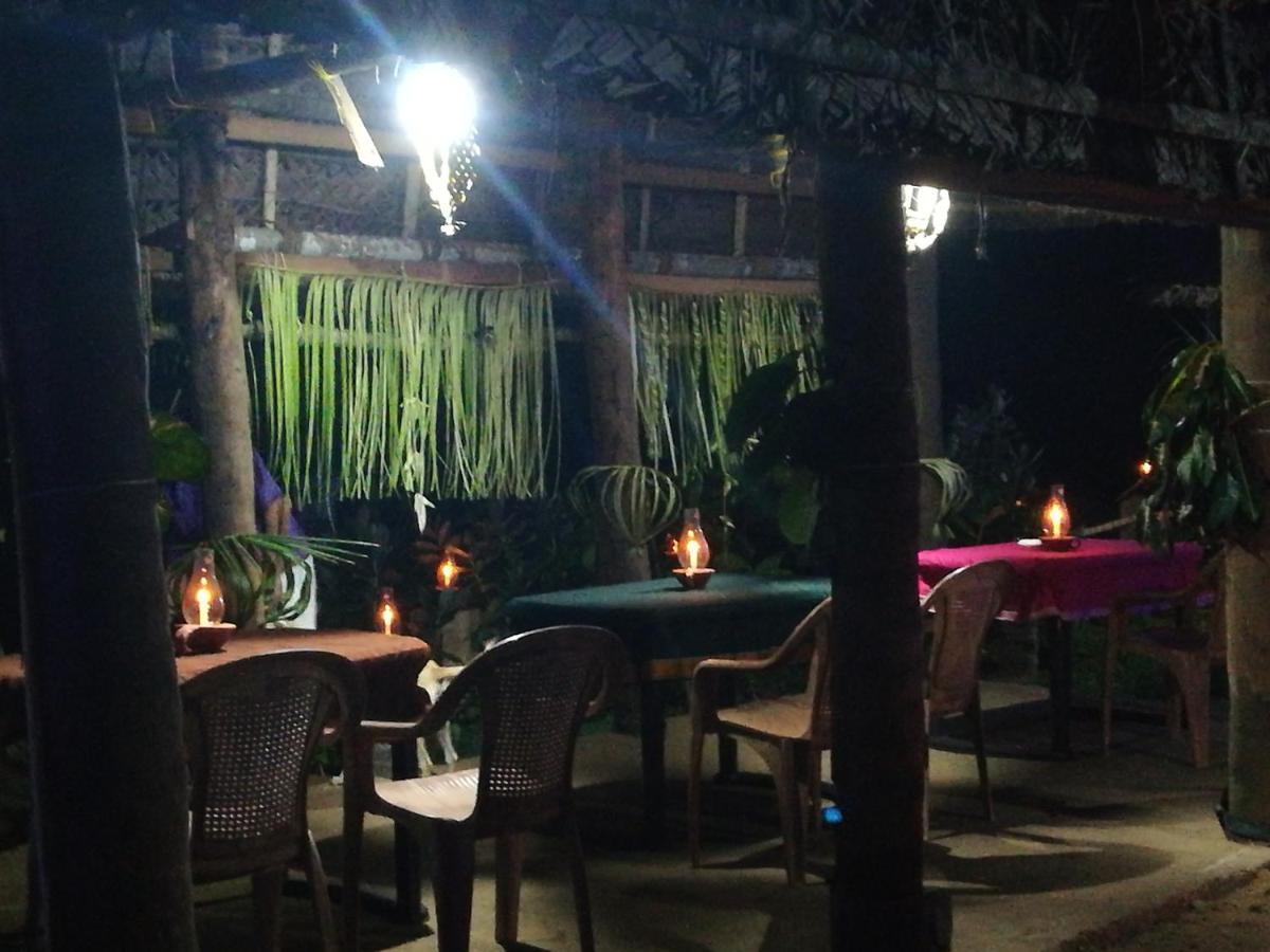 Sukriti beach Resort Varkala Exterior foto